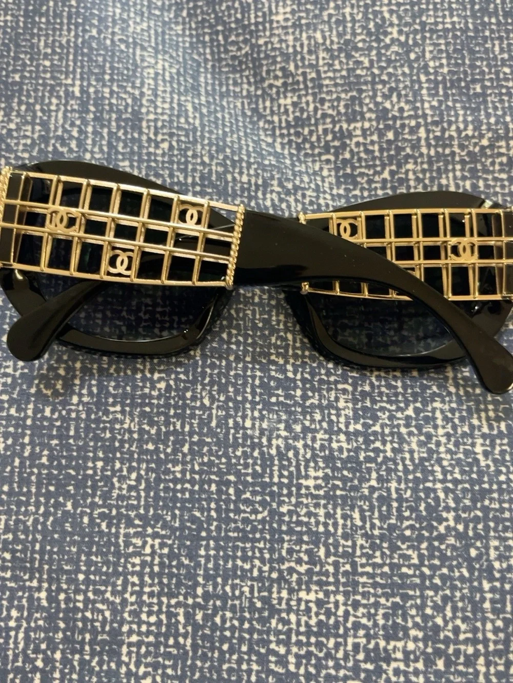 CHANEL Black Gold CC Logo Lattice Oversized Sunglasses 71711 + Case RARE